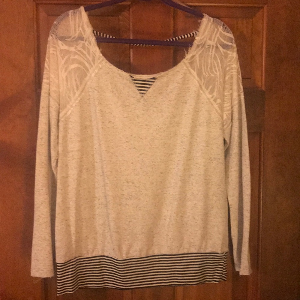 Buckle Gimmick Blouse